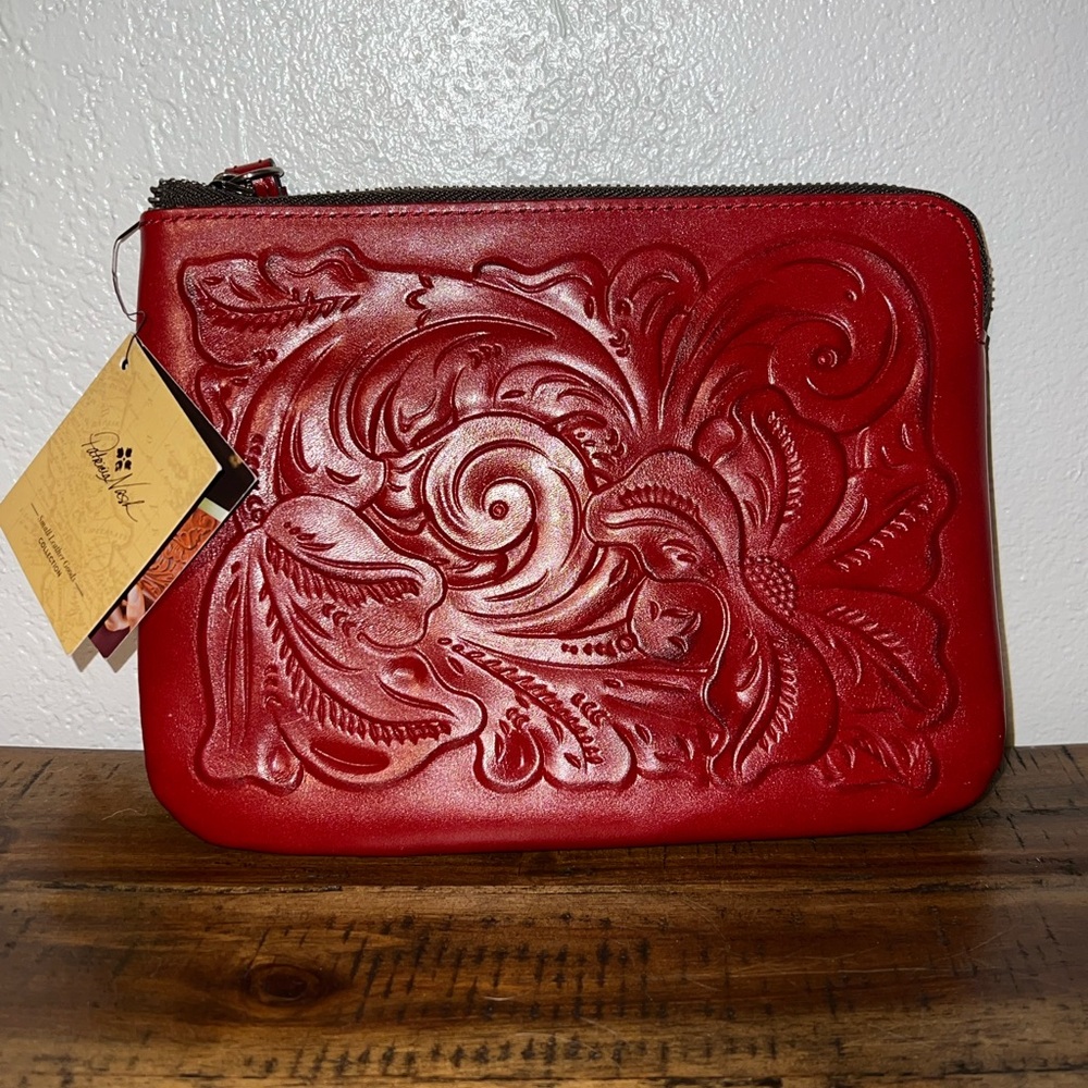 NWT Patricia Nash Leather Wrislet in Lava